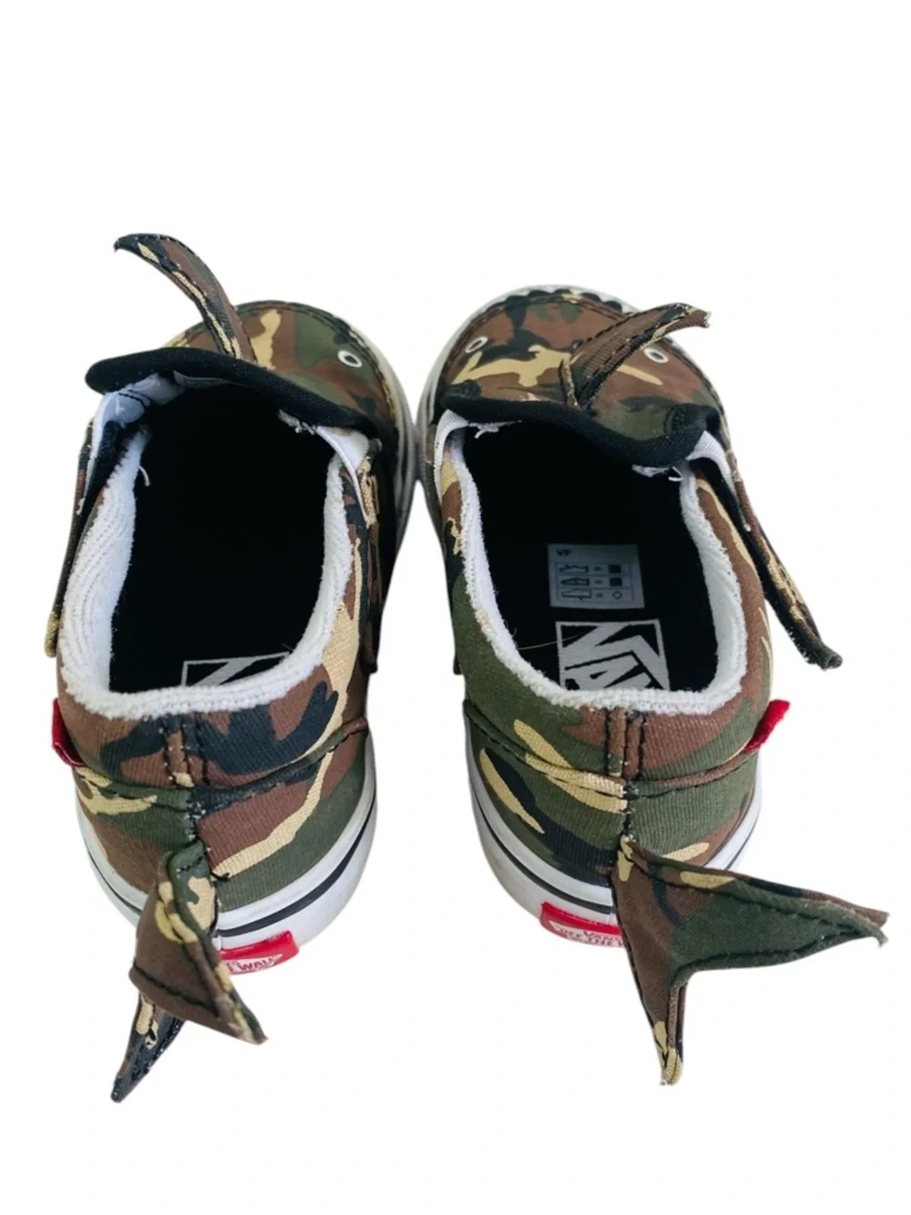 Vans Toddler Slip On V Camo Shark Sneakers Size 7